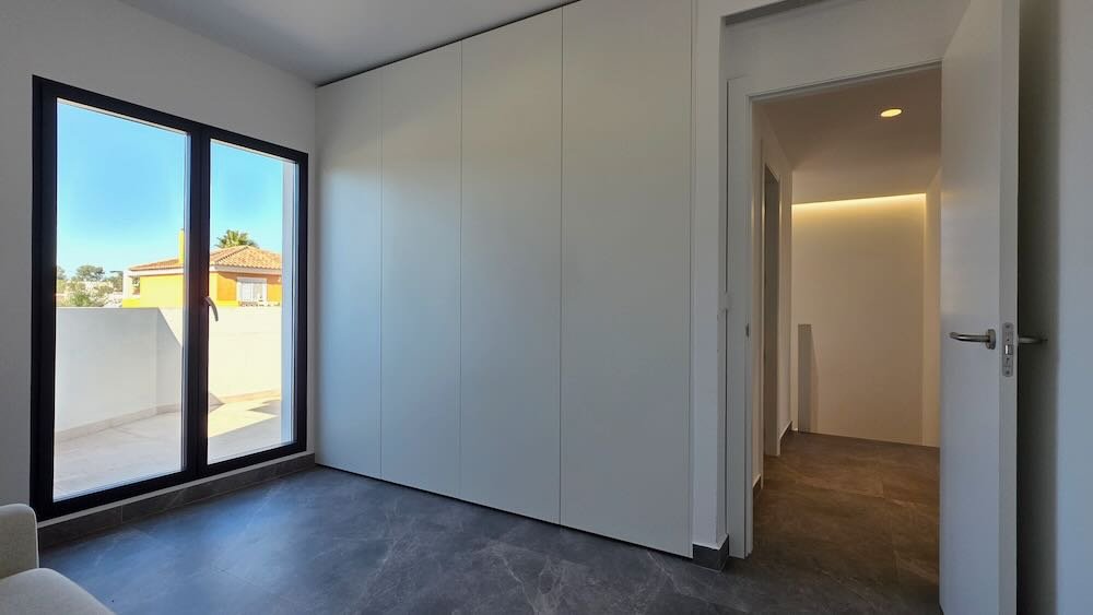 Property 2471 - Image 33